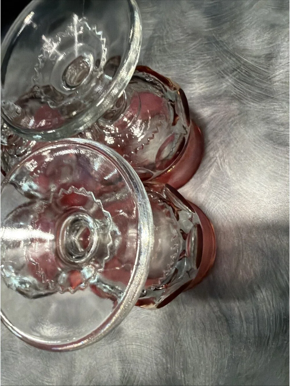Set Of 4 Vintage Indiana Glass Kings Crown Ruby Red Rim Goblets Cordials